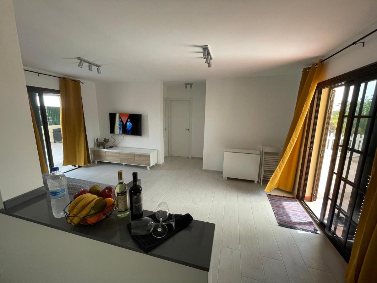 Apartmán Teresita Deluxe With Pool Caleta De Fuste Exteriér fotografie